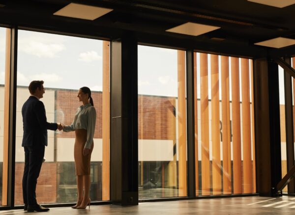 When Size Matters The 1,000m² Threshold in Queensland Retail Leasing When Size Matters The 1,000m² Threshold in Queensland Retail Leasing